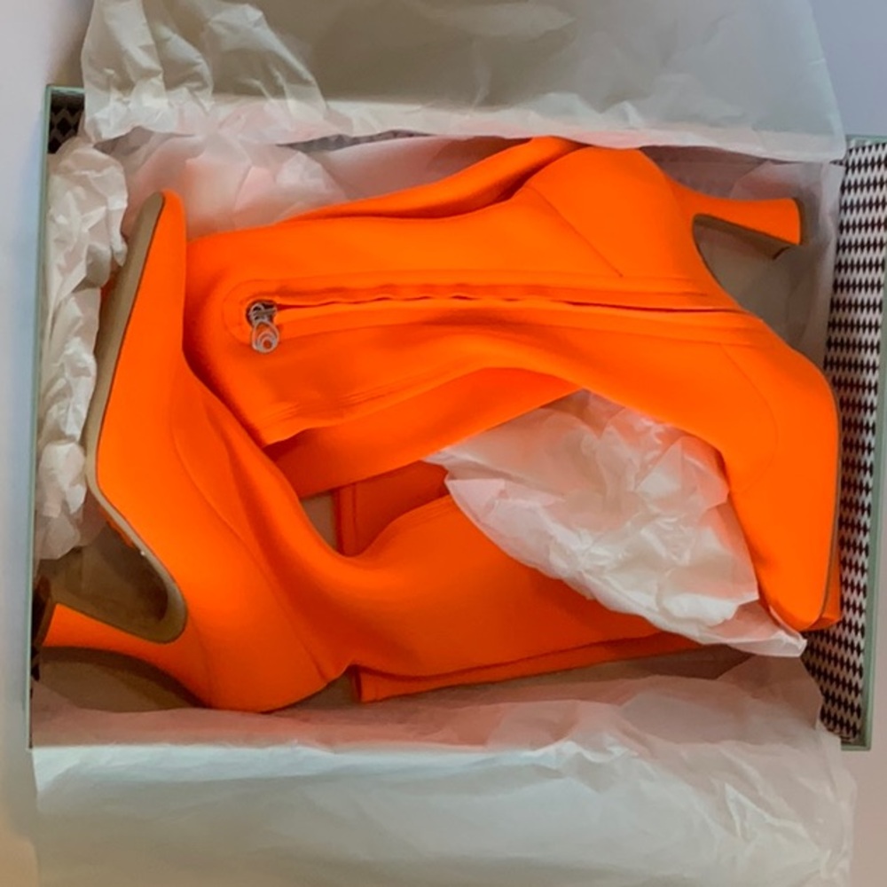 Brother Vellies Hard To Find!!! NWT, BOX, DUST COVER!!! Brandy OTK Boot